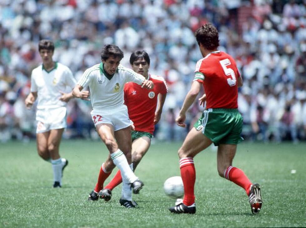 Negrete ghi bàn trong World Cup 1986